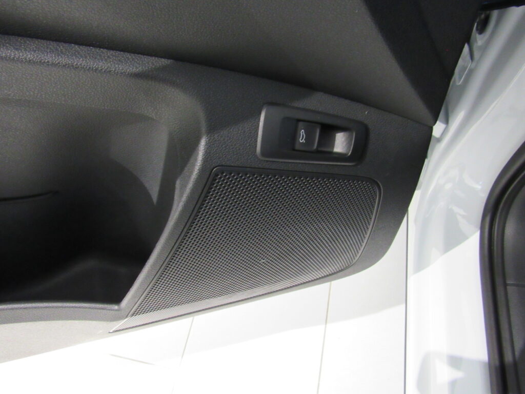 SKODA Karoq Exposé-Bild 27