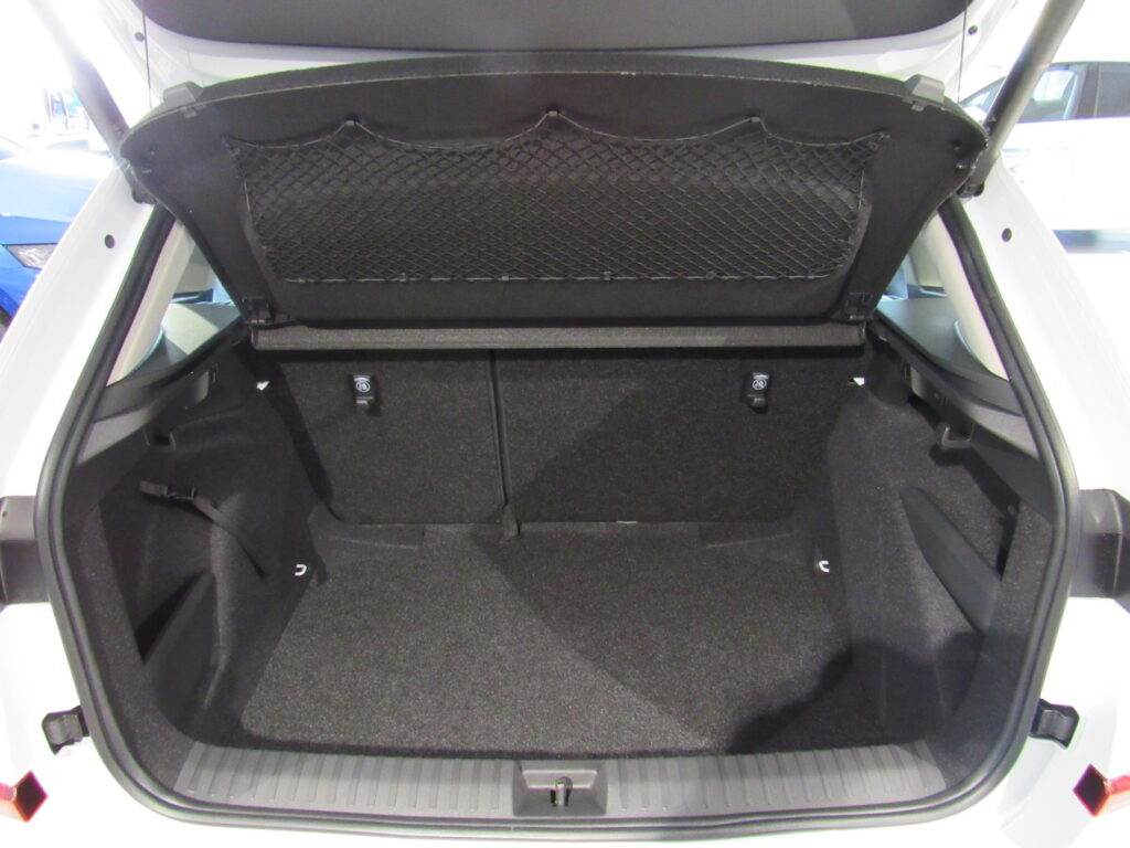 SKODA Kamiq Exposé-Bild 16