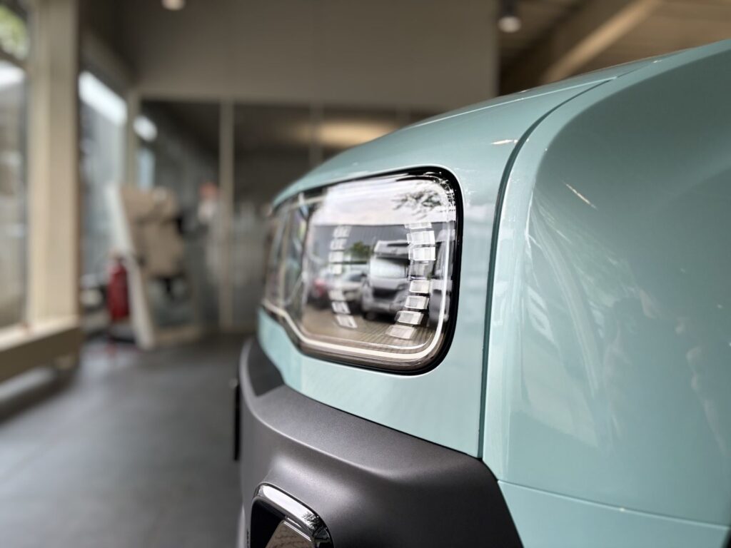 Renault R 4 Exposé-Bild 6