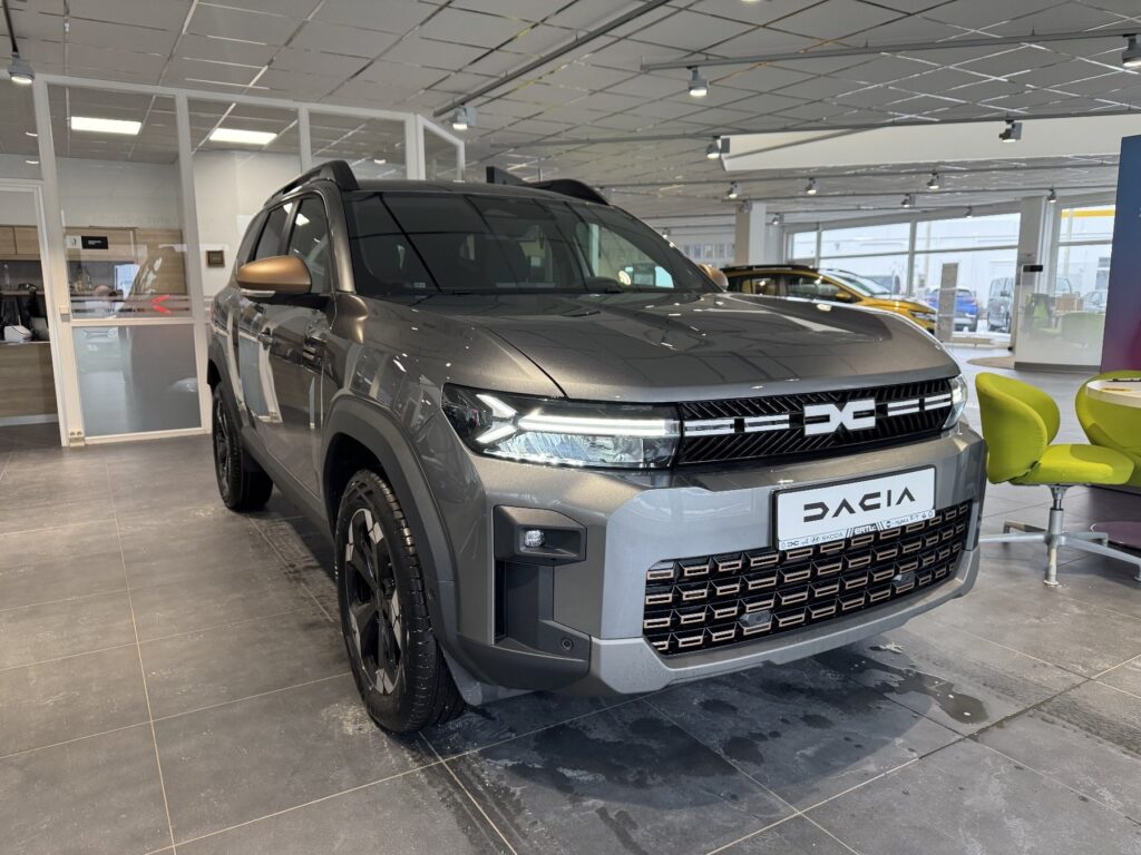 Dacia Bigster Exposé-Bild 5