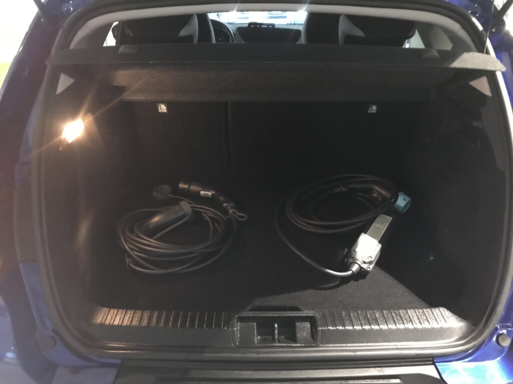 Renault Captur Exposé-Bild 12