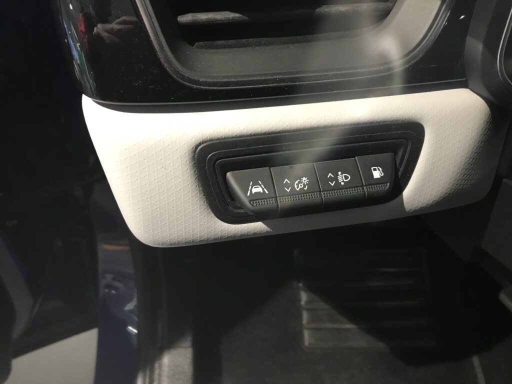 Renault Captur Exposé-Bild 19