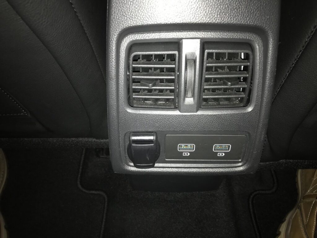 Renault Captur Exposé-Bild 21