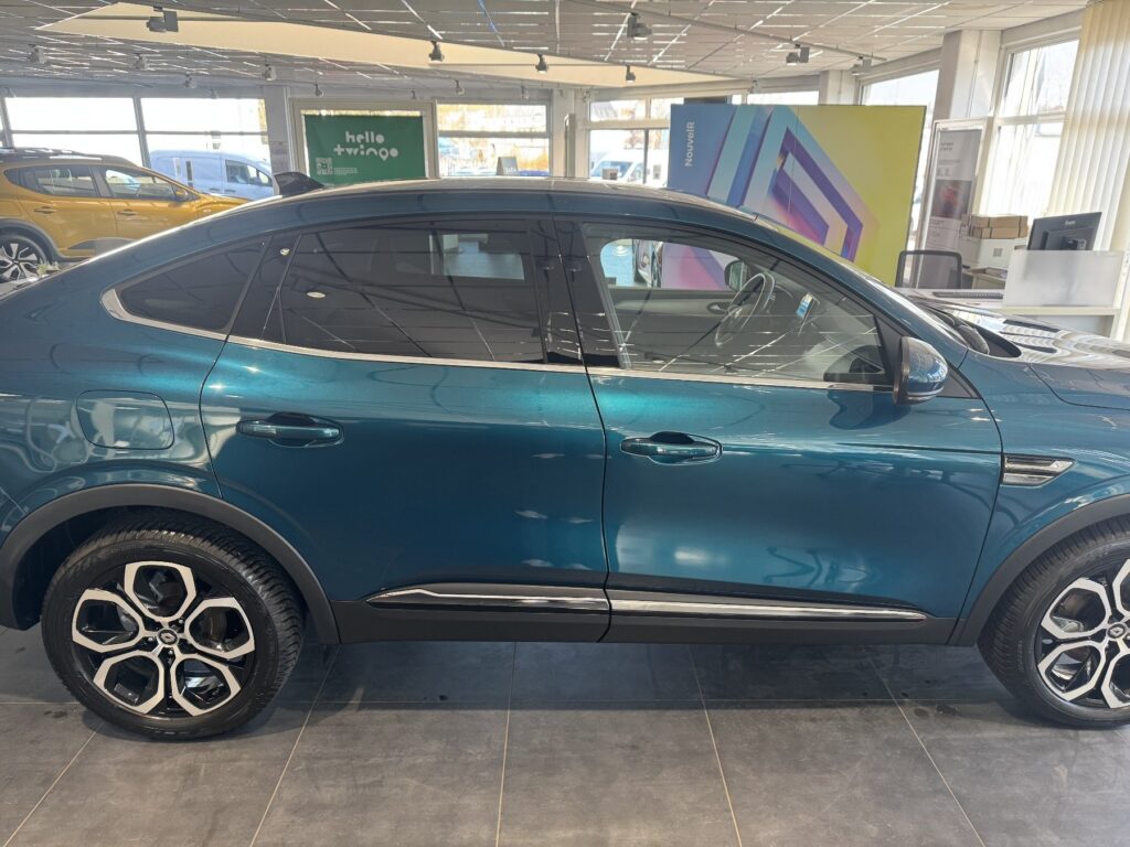 Renault Arkana Exposé-Bild 5