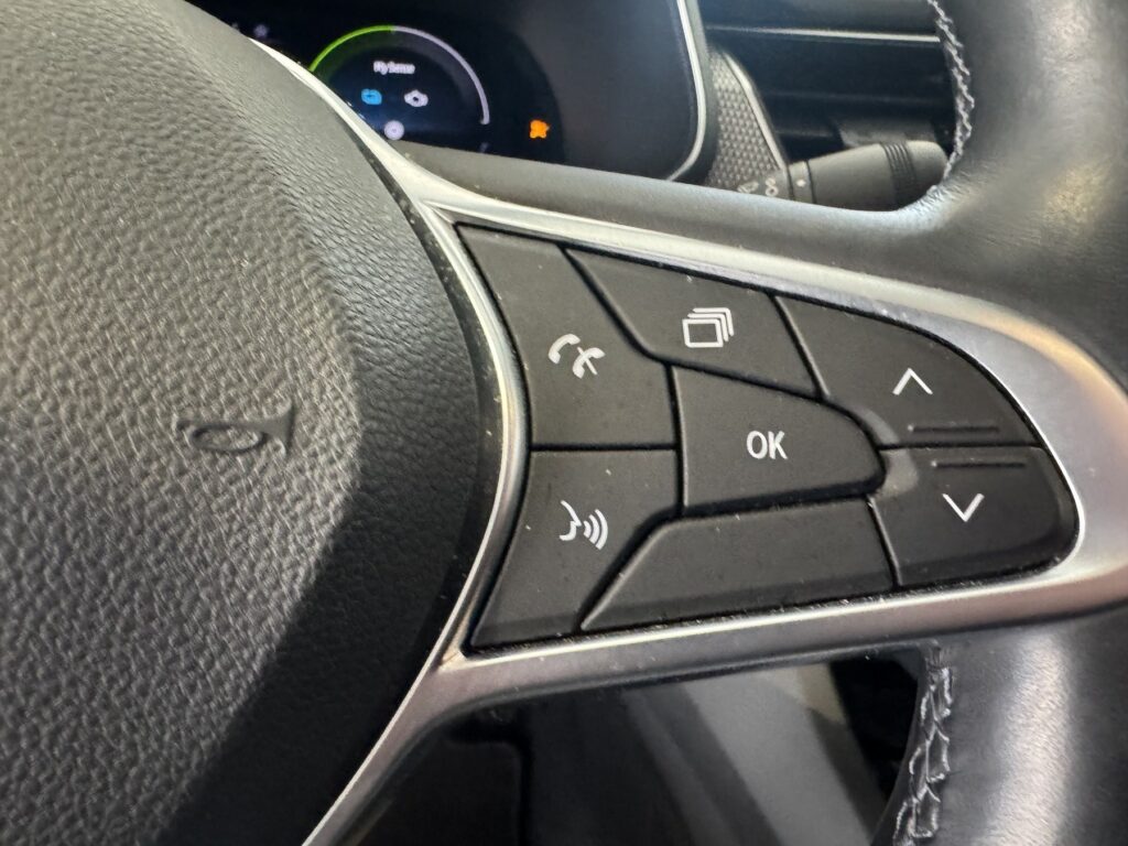 Renault Arkana Exposé-Bild 15