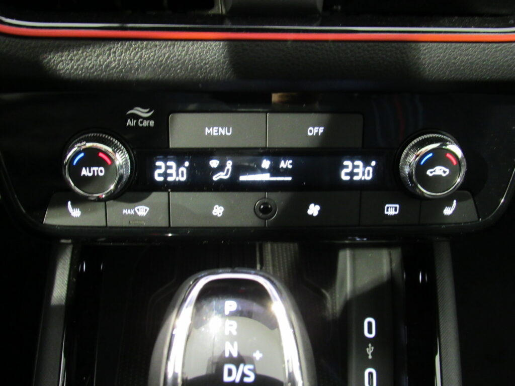 SKODA Kamiq Exposé-Bild 23