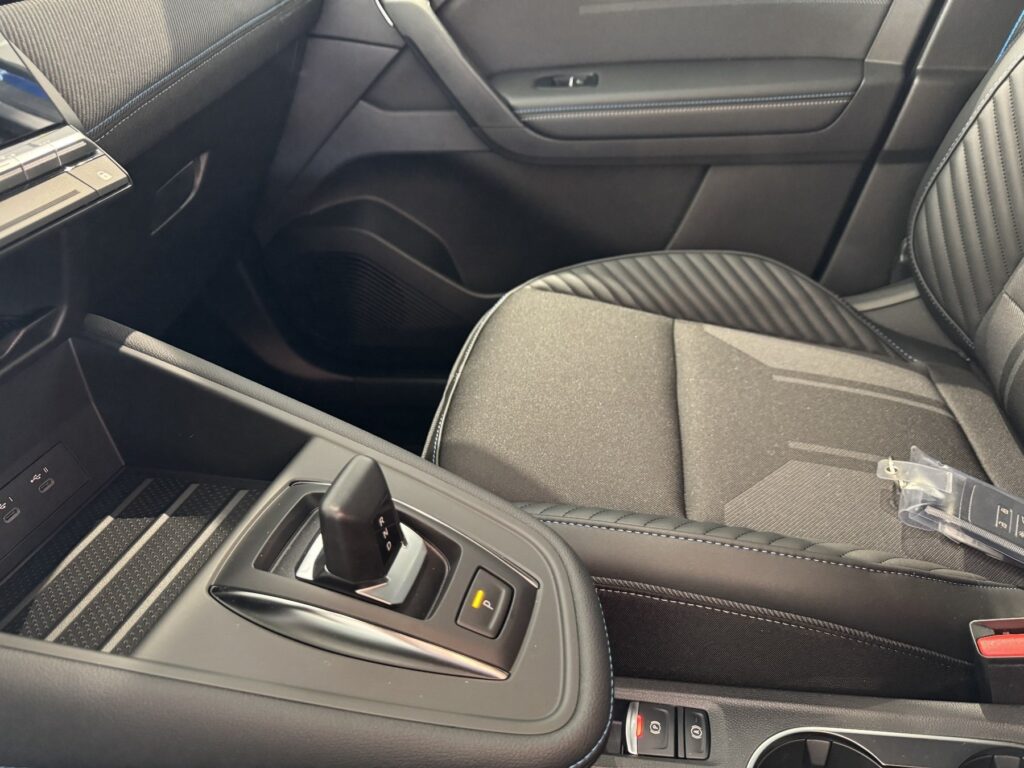 Renault Symbioz Exposé-Bild 14