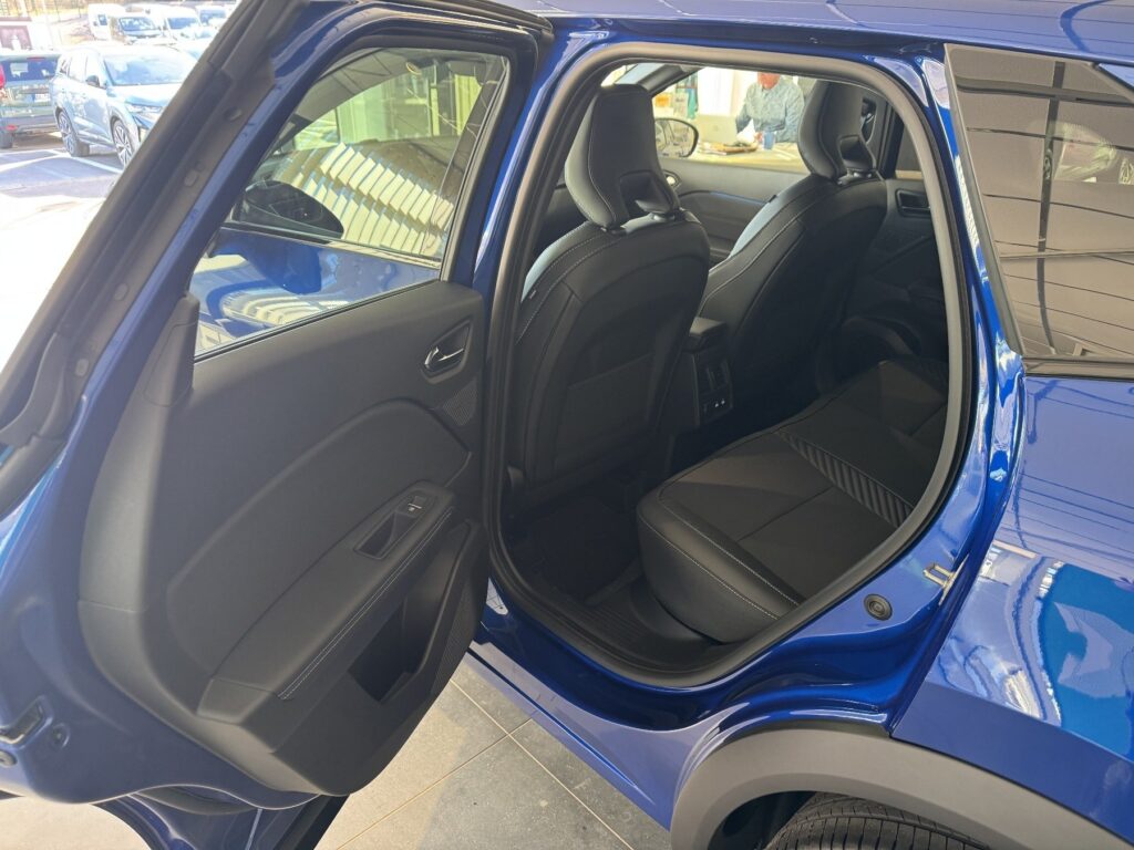 Renault Symbioz Exposé-Bild 8