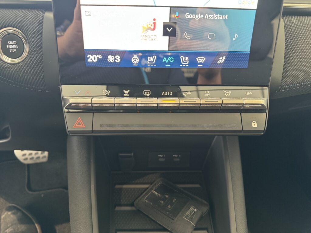 Renault Symbioz Exposé-Bild 21