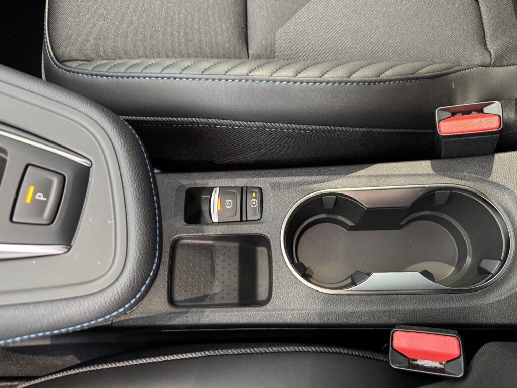 Renault Symbioz Exposé-Bild 24