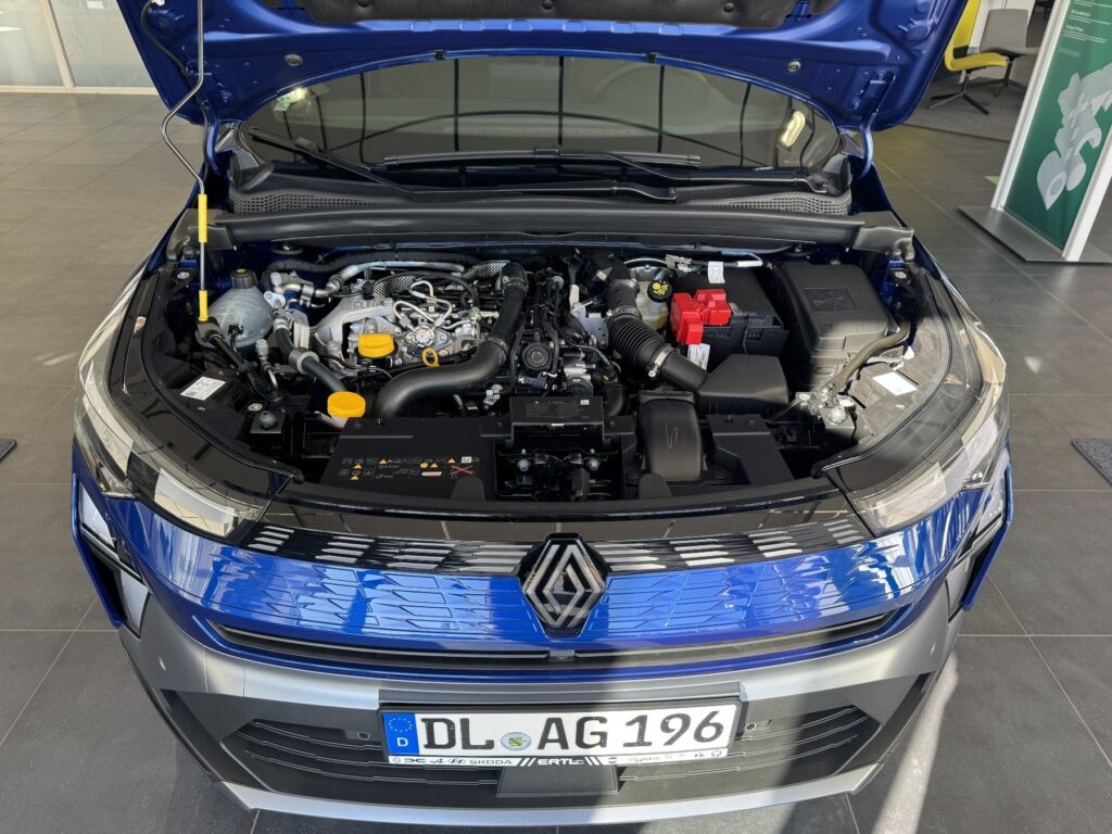 Renault Symbioz Exposé-Bild 25