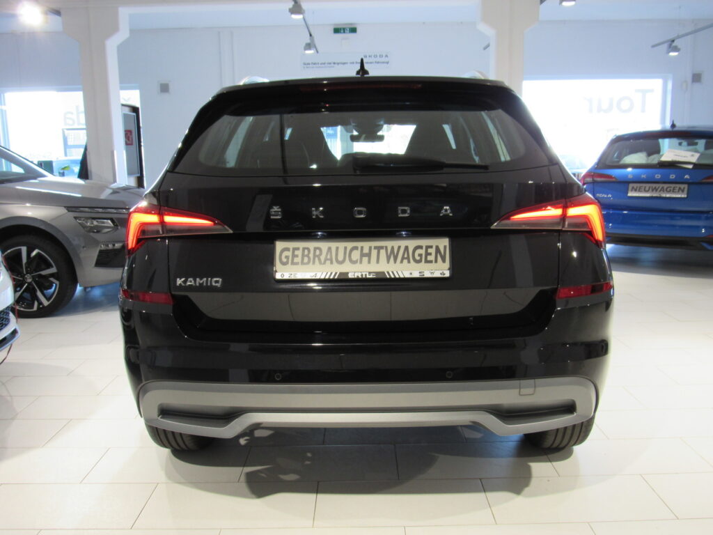 SKODA Kamiq Exposé-Bild 8