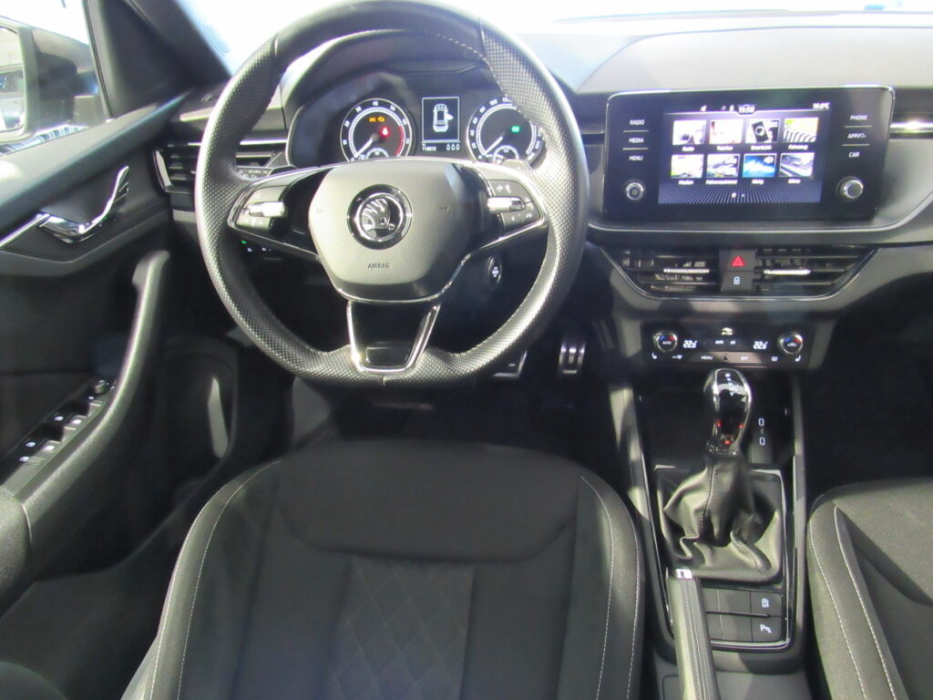 SKODA Kamiq Exposé-Bild 13