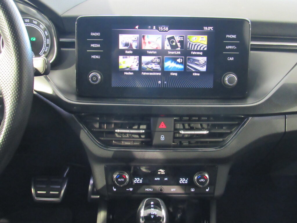 SKODA Kamiq Exposé-Bild 14