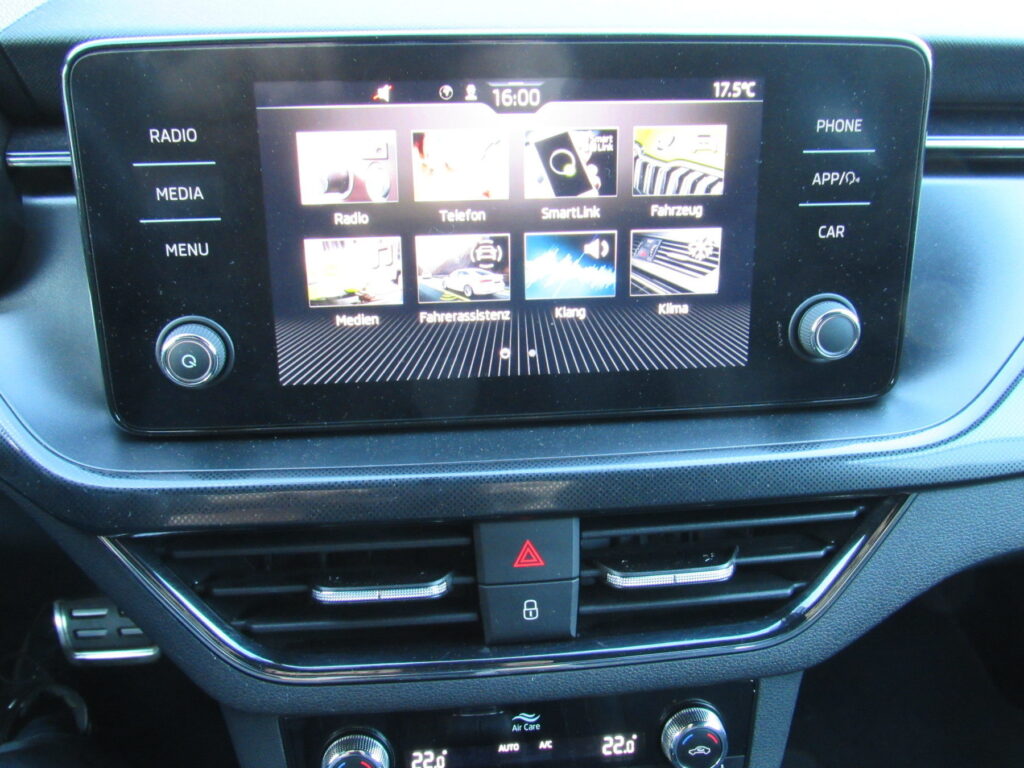 SKODA Kamiq Exposé-Bild 16