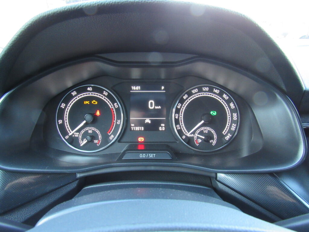 SKODA Kamiq Exposé-Bild 19