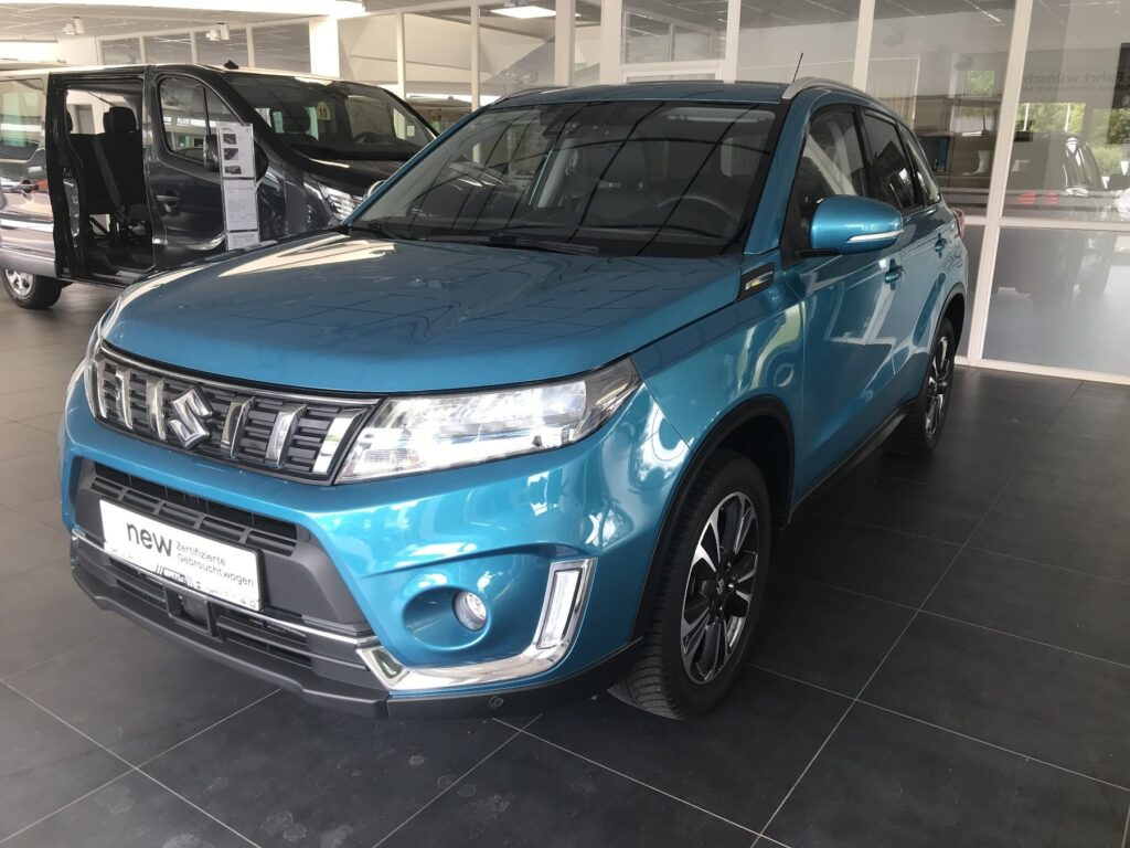 SUZUKI Vitara Exposé-Bild 3