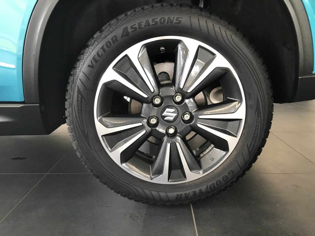 SUZUKI Vitara Exposé-Bild 21