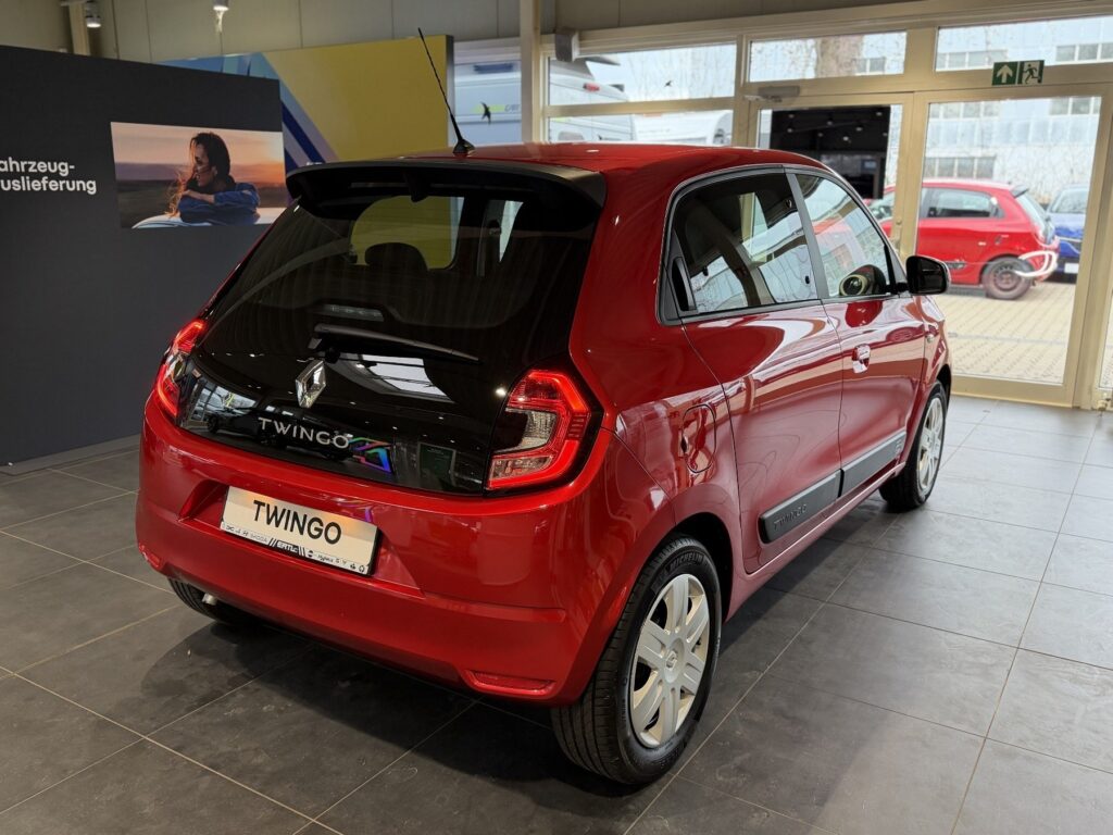 Renault Twingo Exposé-Bild 9