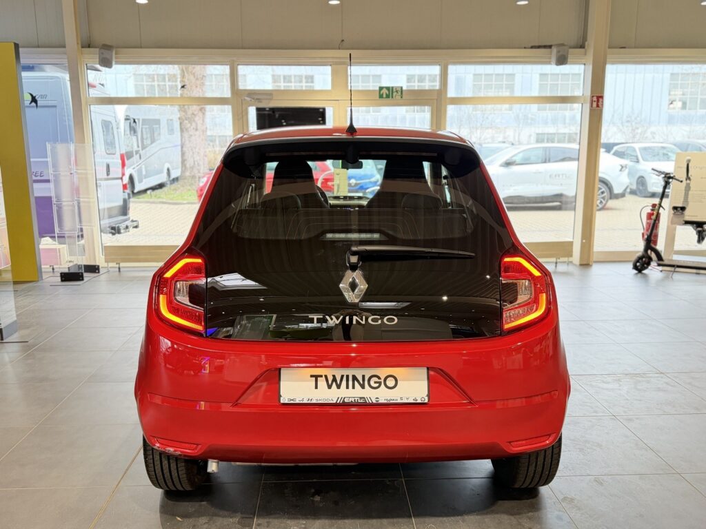 Renault Twingo Exposé-Bild 10