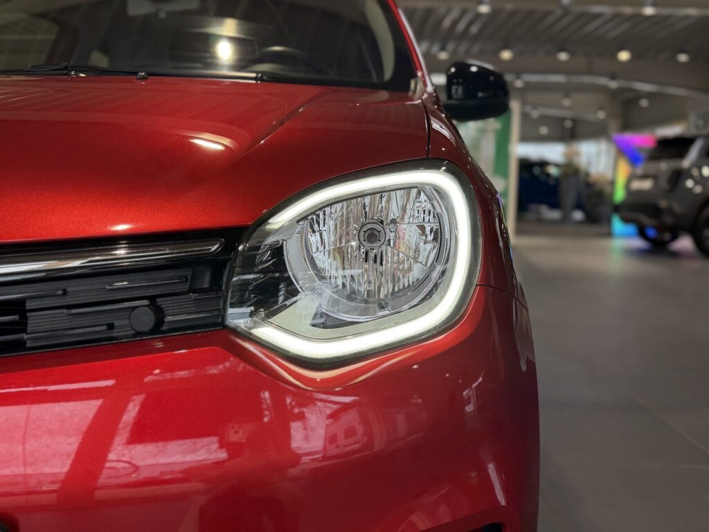 Renault Twingo Exposé-Bild 39