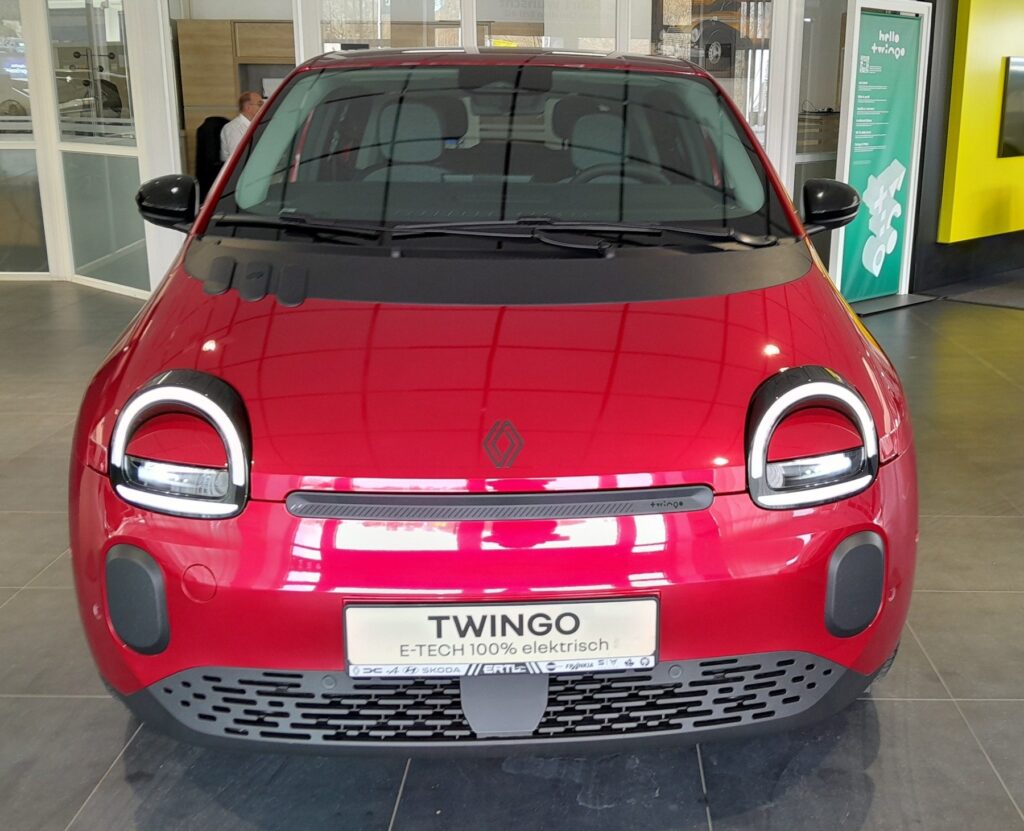 Renault Twingo Exposé-Bild 2