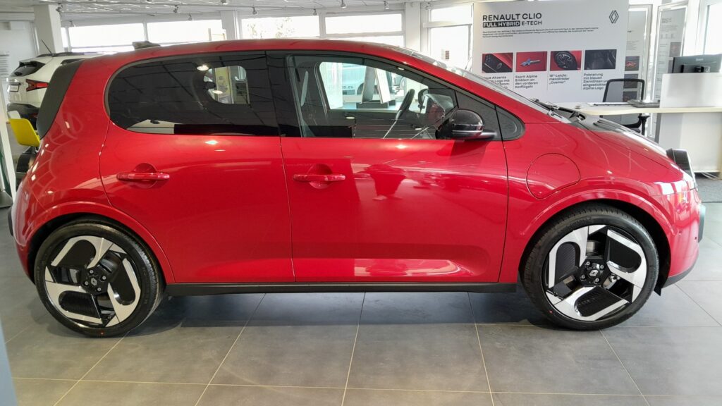 Renault Twingo Exposé-Bild 6