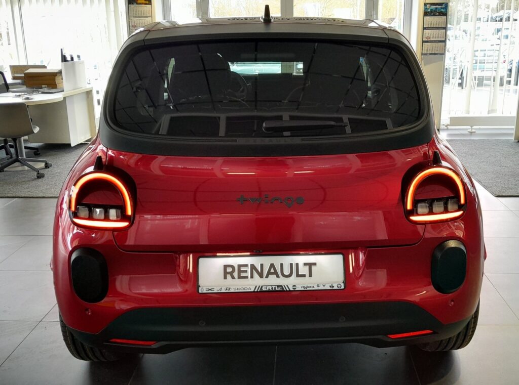 Renault Twingo Exposé-Bild 15