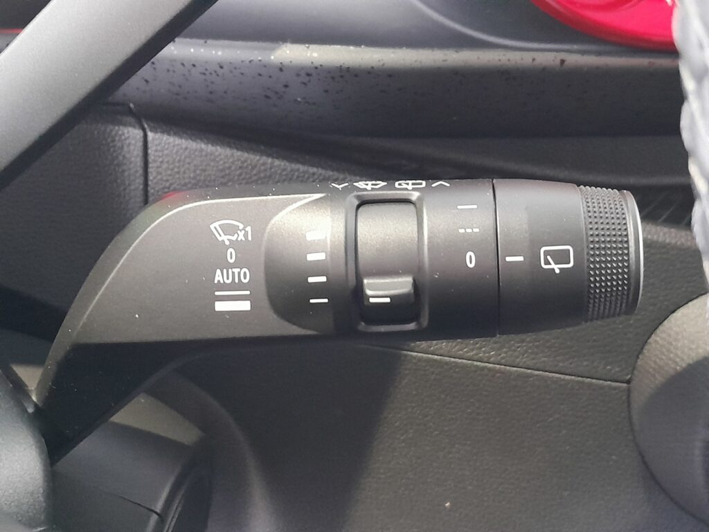 Renault Twingo Exposé-Bild 28