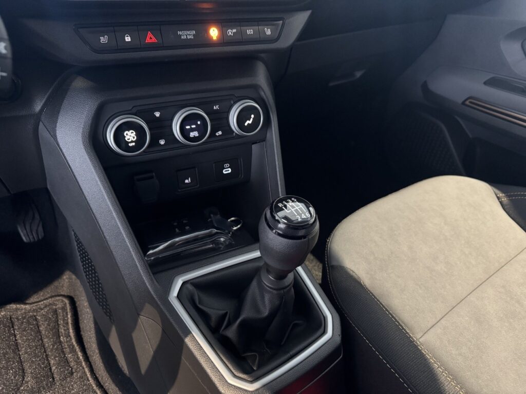 Dacia Jogger Exposé-Bild 20