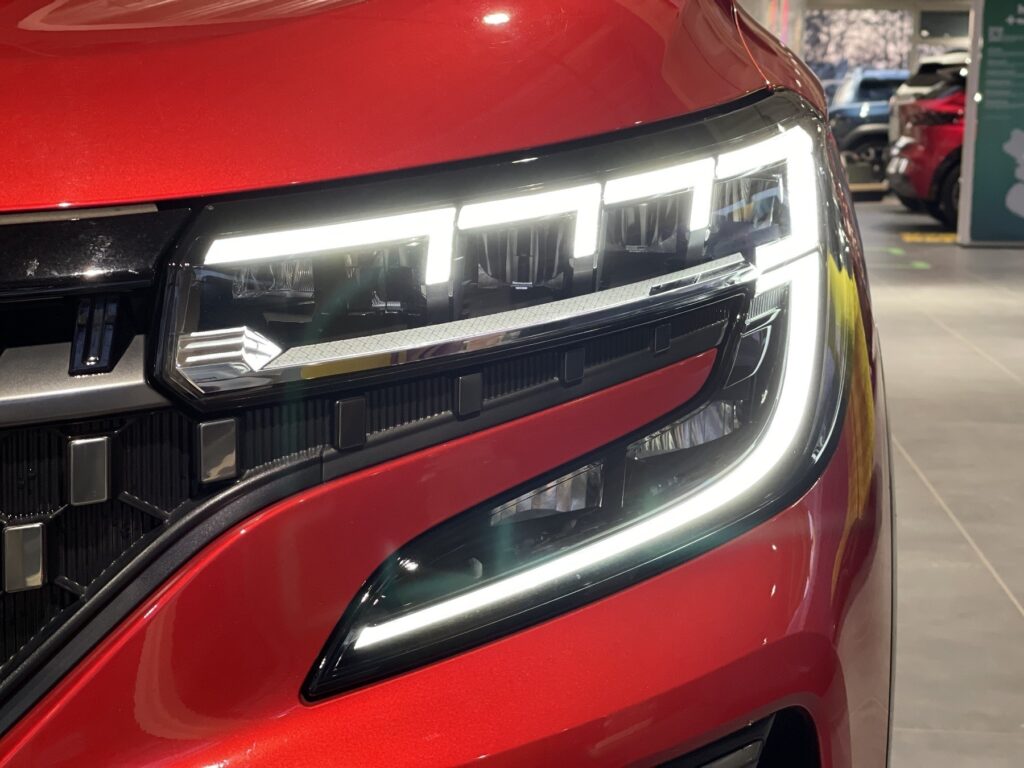 Renault Austral Exposé-Bild 4