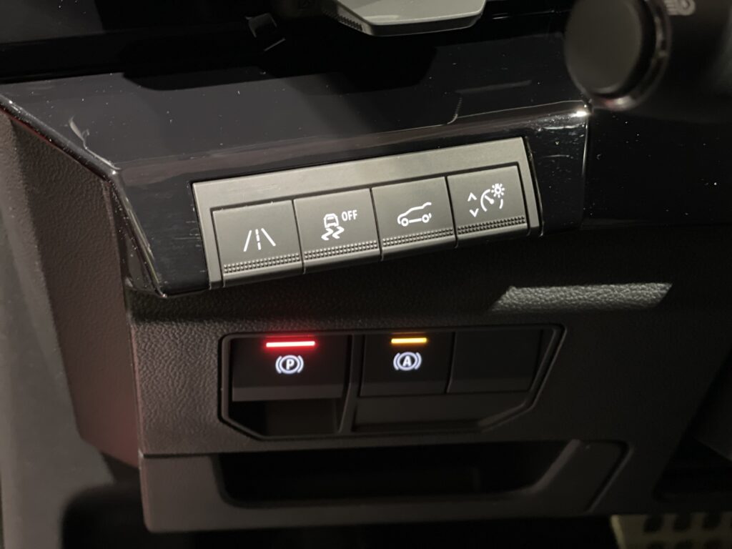 Renault Austral Exposé-Bild 38