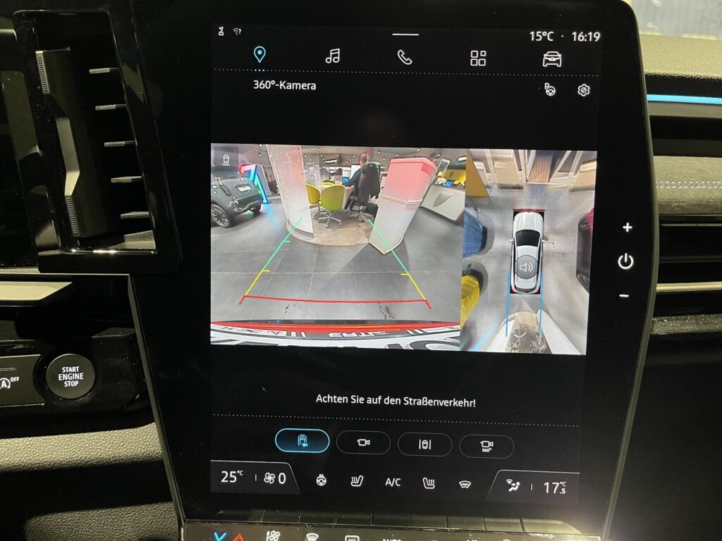 Renault Austral Exposé-Bild 48