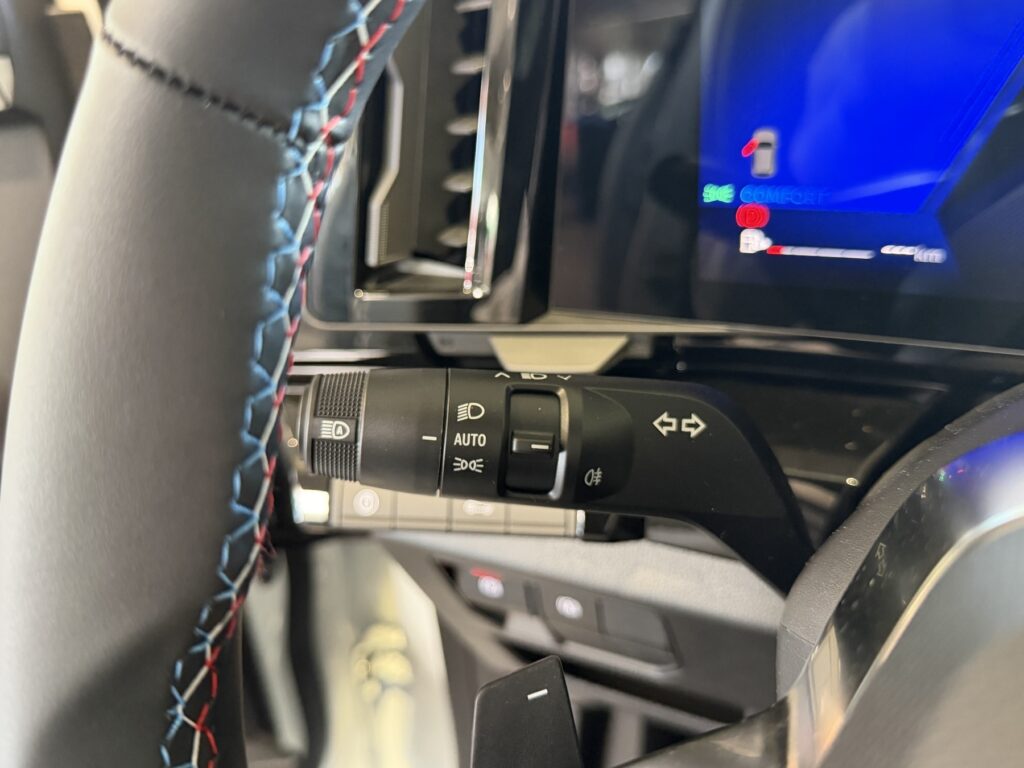 Renault Espace Exposé-Bild 23