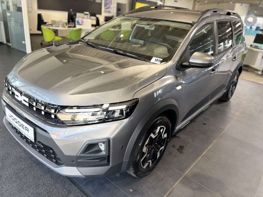 Dacia Jogger Exposé-Bild 1