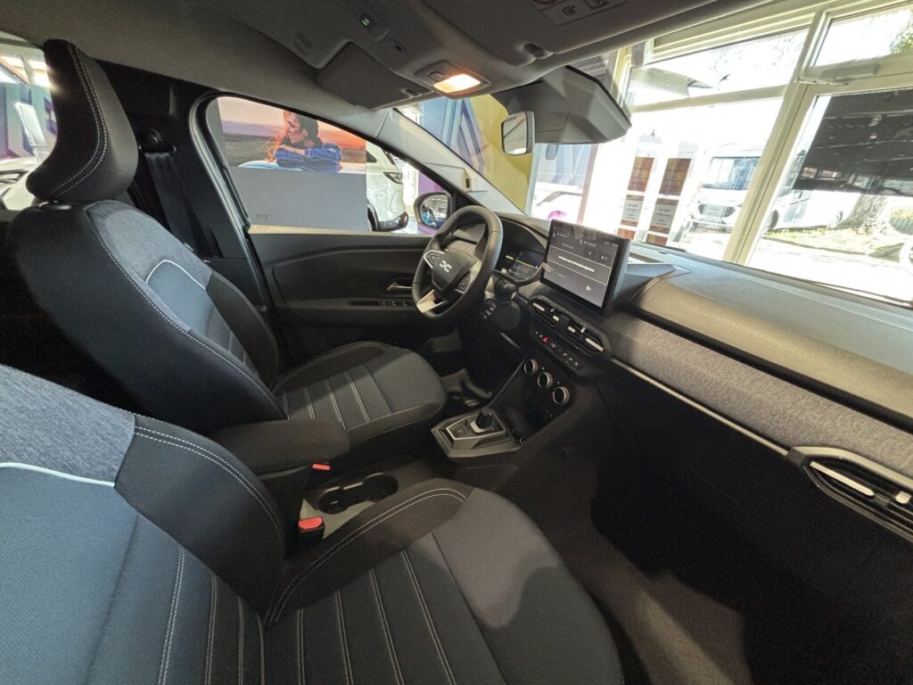 Dacia Jogger Exposé-Bild 5
