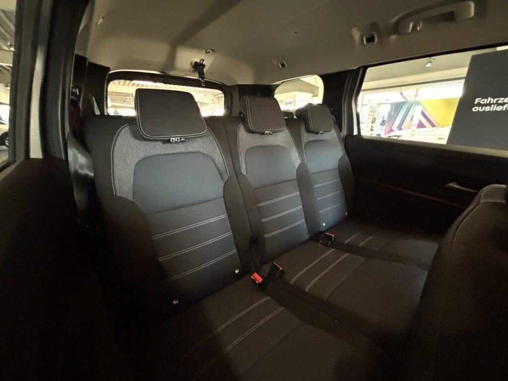 Dacia Jogger Exposé-Bild 6