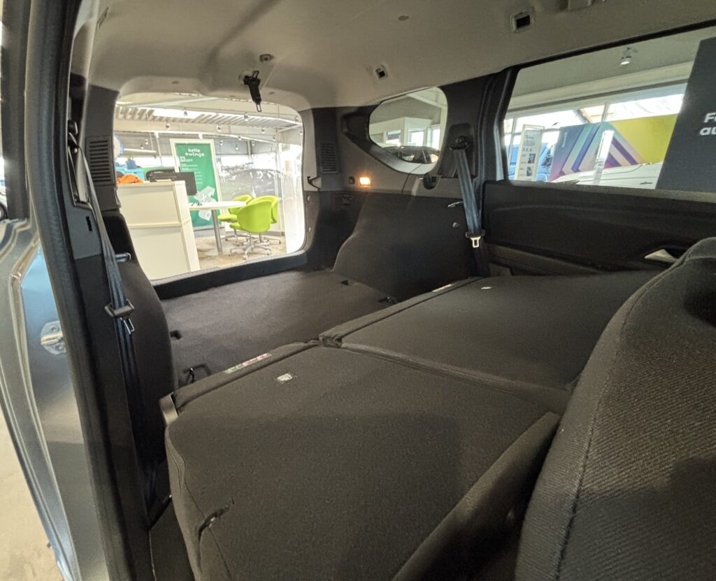 Dacia Jogger Exposé-Bild 7