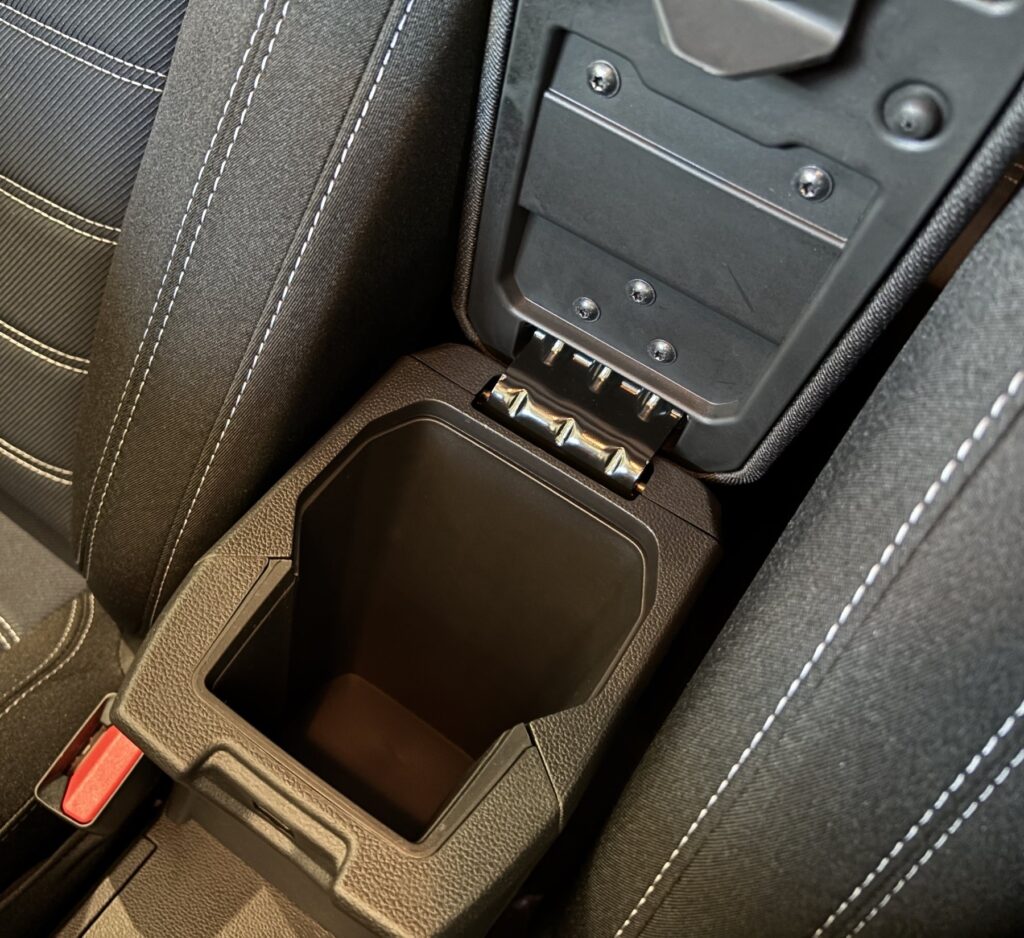 Dacia Jogger Exposé-Bild 16