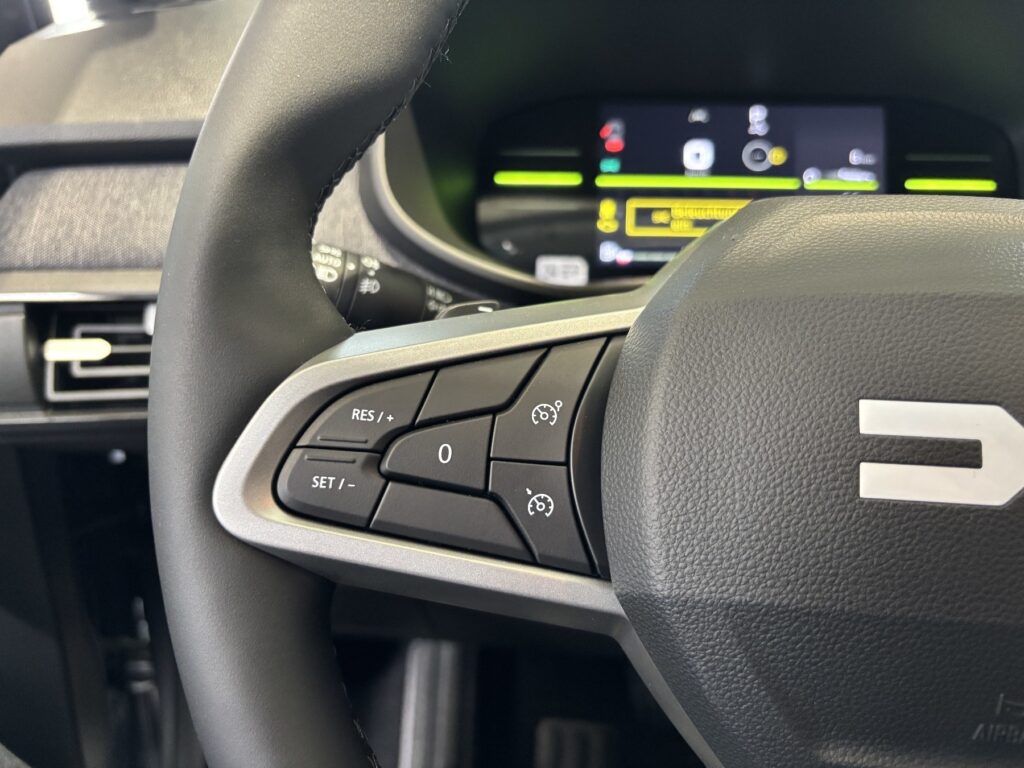 Dacia Jogger Exposé-Bild 26