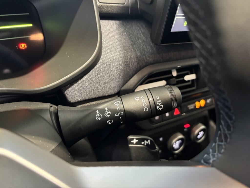 Dacia Jogger Exposé-Bild 27