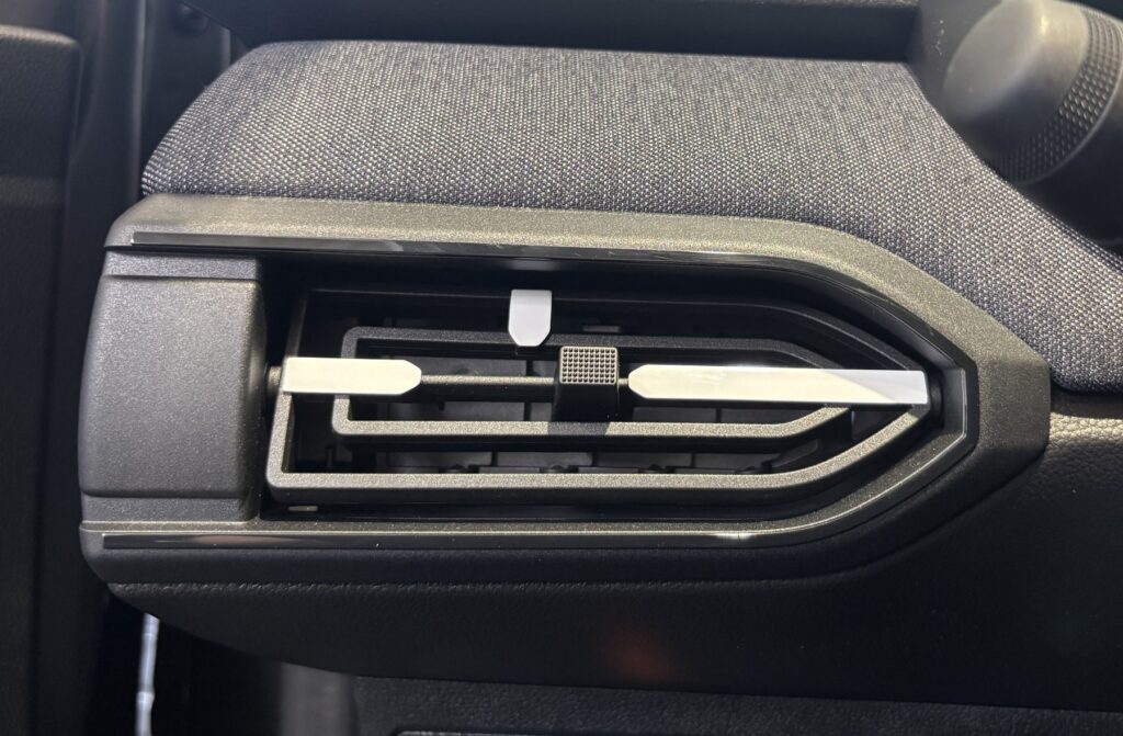 Dacia Jogger Exposé-Bild 36