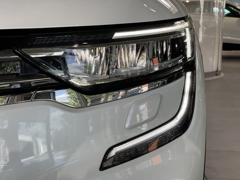 Renault Koleos Exposé-Bild 5