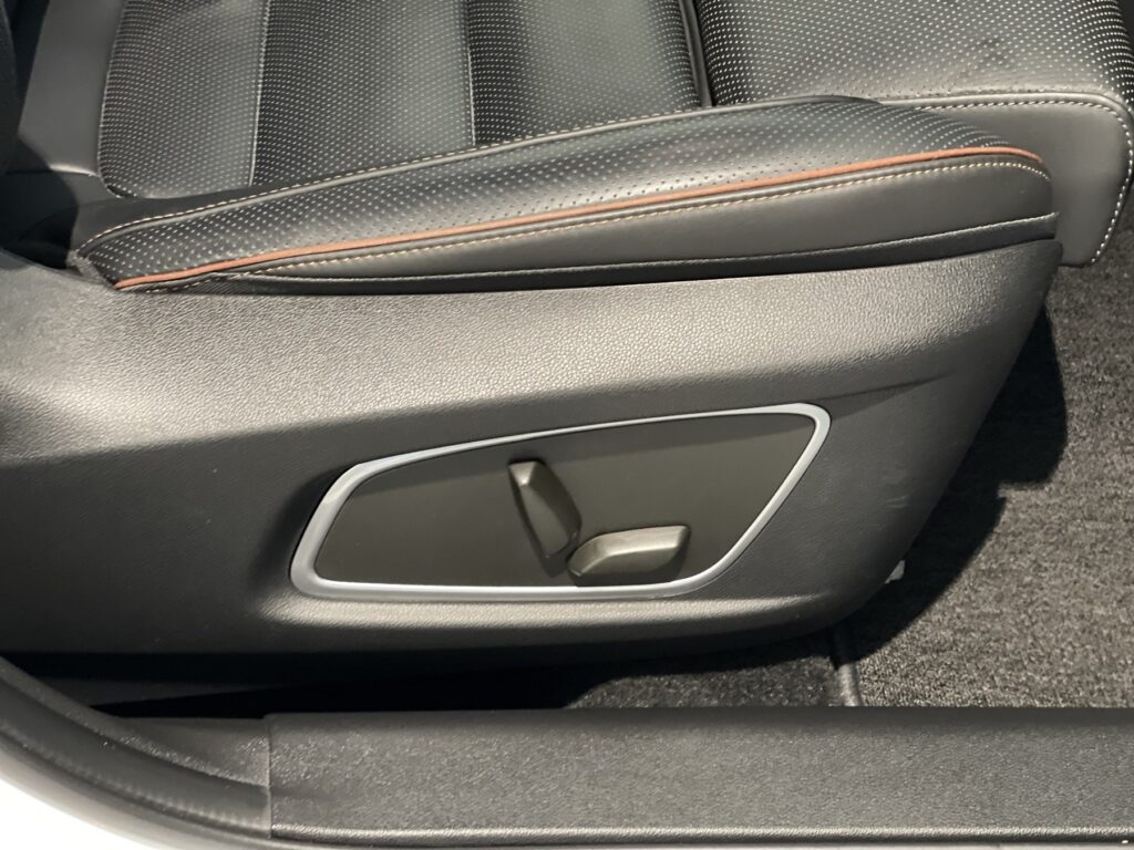 Renault Koleos Exposé-Bild 13