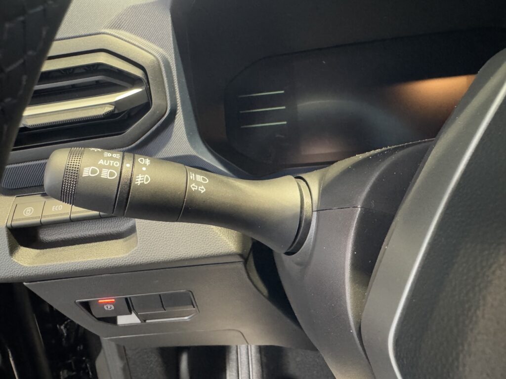Dacia Duster Exposé-Bild 26
