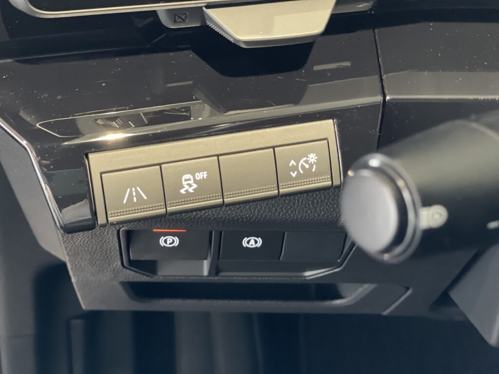 Renault Austral Exposé-Bild 33
