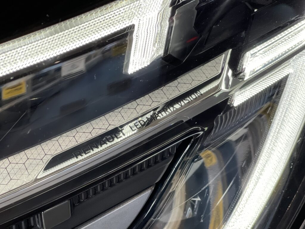 Renault Austral Exposé-Bild 6