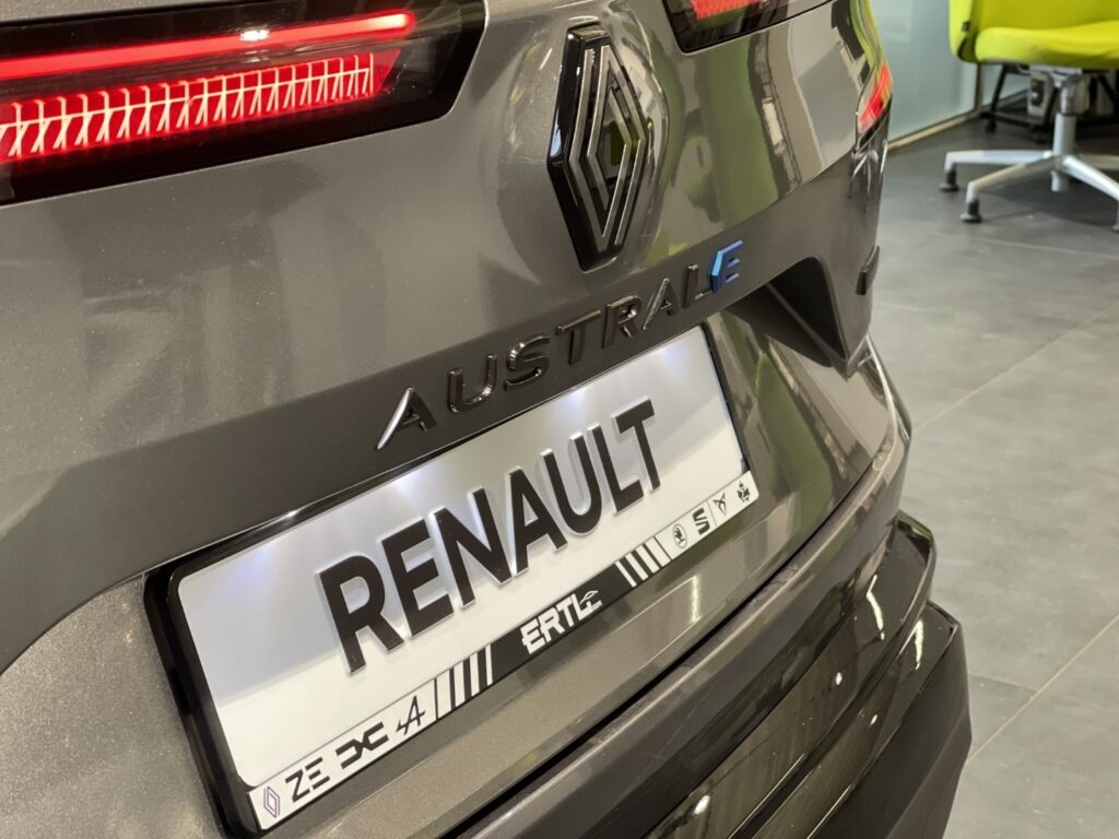 Renault Austral Exposé-Bild 24