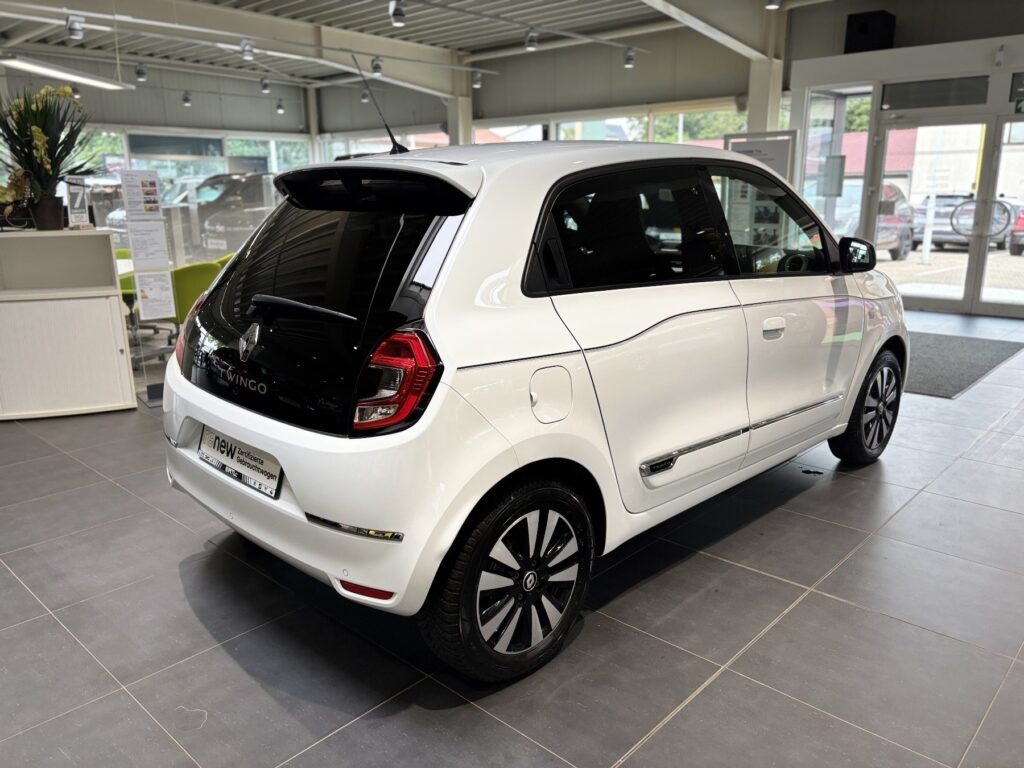Renault Twingo Exposé-Bild 14