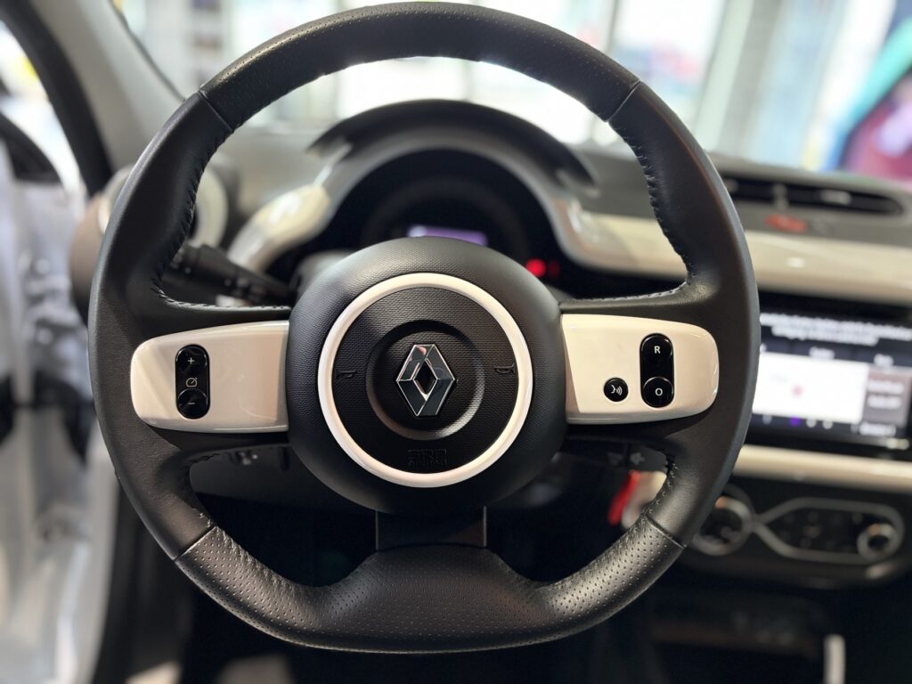 Renault Twingo Exposé-Bild 20